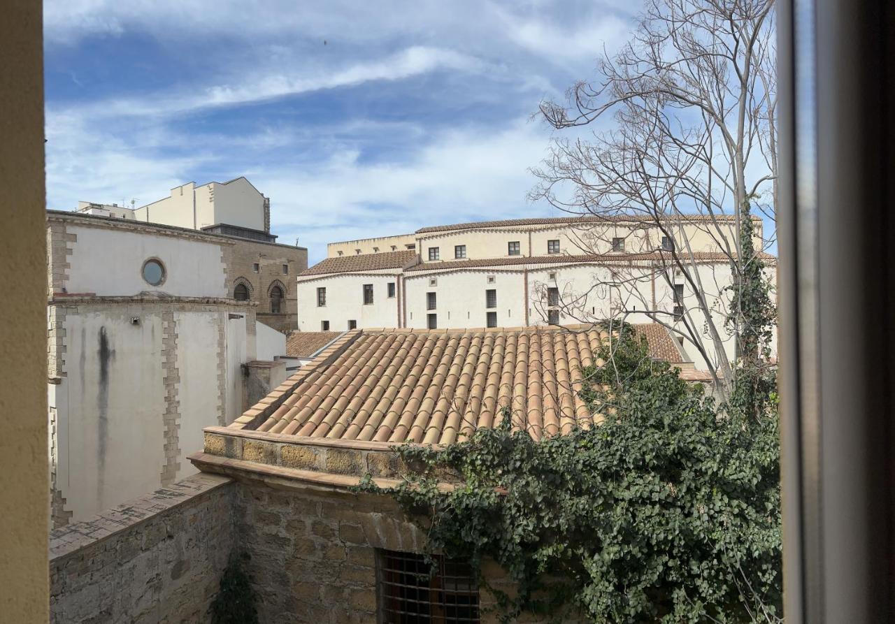 Khalisah Bed & Breakfast Palermo Bagian luar foto